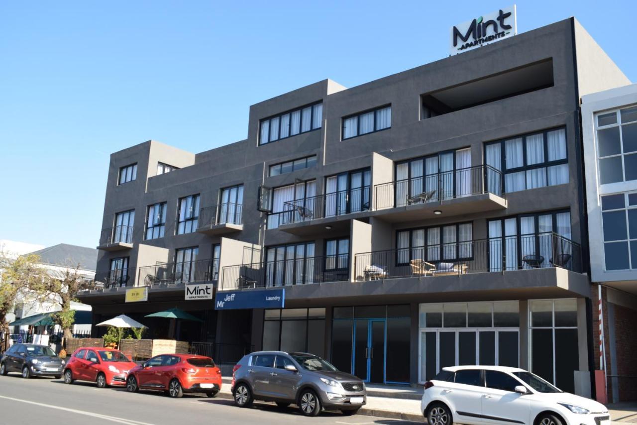 Mint Apartments Greenside โจฮันเนสเบิร์ก ภายนอก รูปภาพ